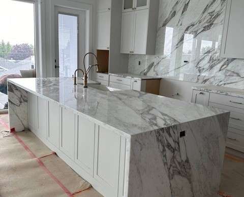Arabescato marble Countertop and Island